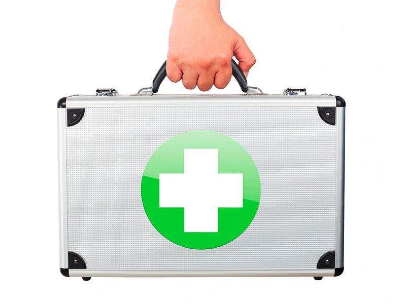 Z&aacute;kladn&iacute; vybaven&iacute; l&eacute;k&aacute;rničky